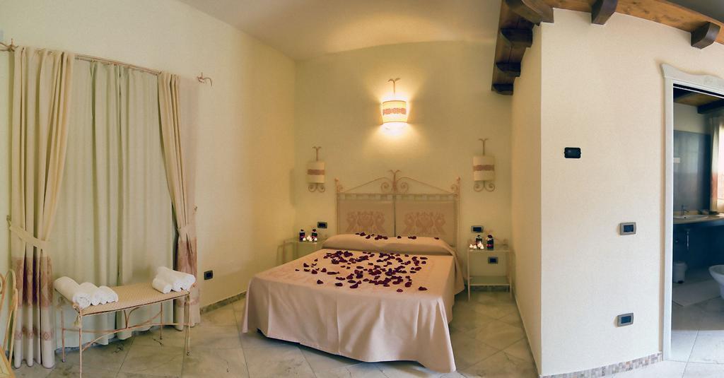 Hotel Soffio Di Vento Magazzini  Rum bild